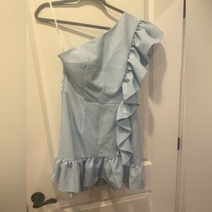 Blue short dress: Jario London